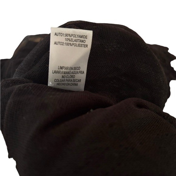 Zings Elegant Navy Lace Vest Size M - Picture 12 of 12